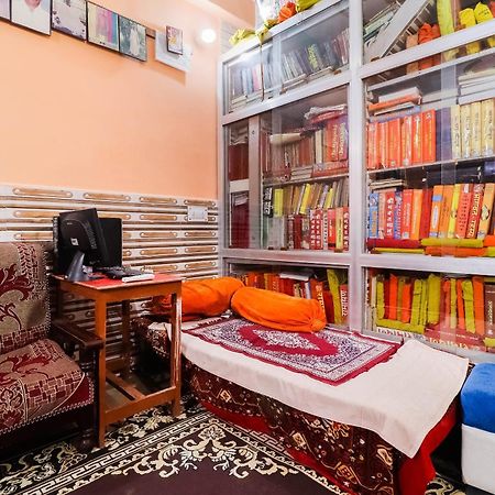Hotel O Jyotish House Ayodhya Экстерьер фото