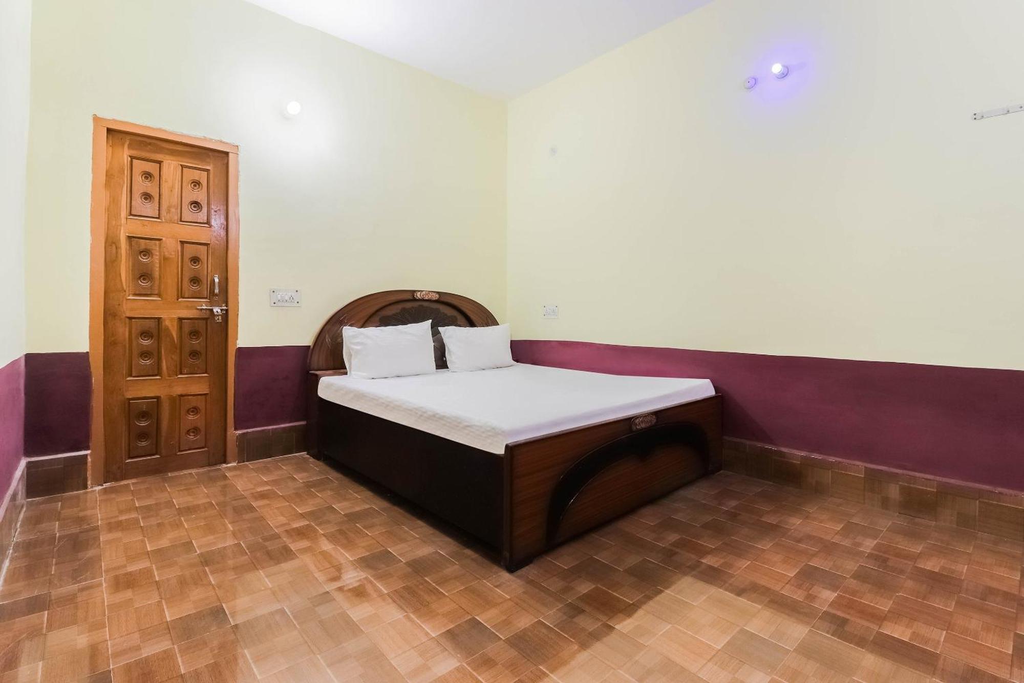Hotel O Jyotish House Ayodhya Экстерьер фото