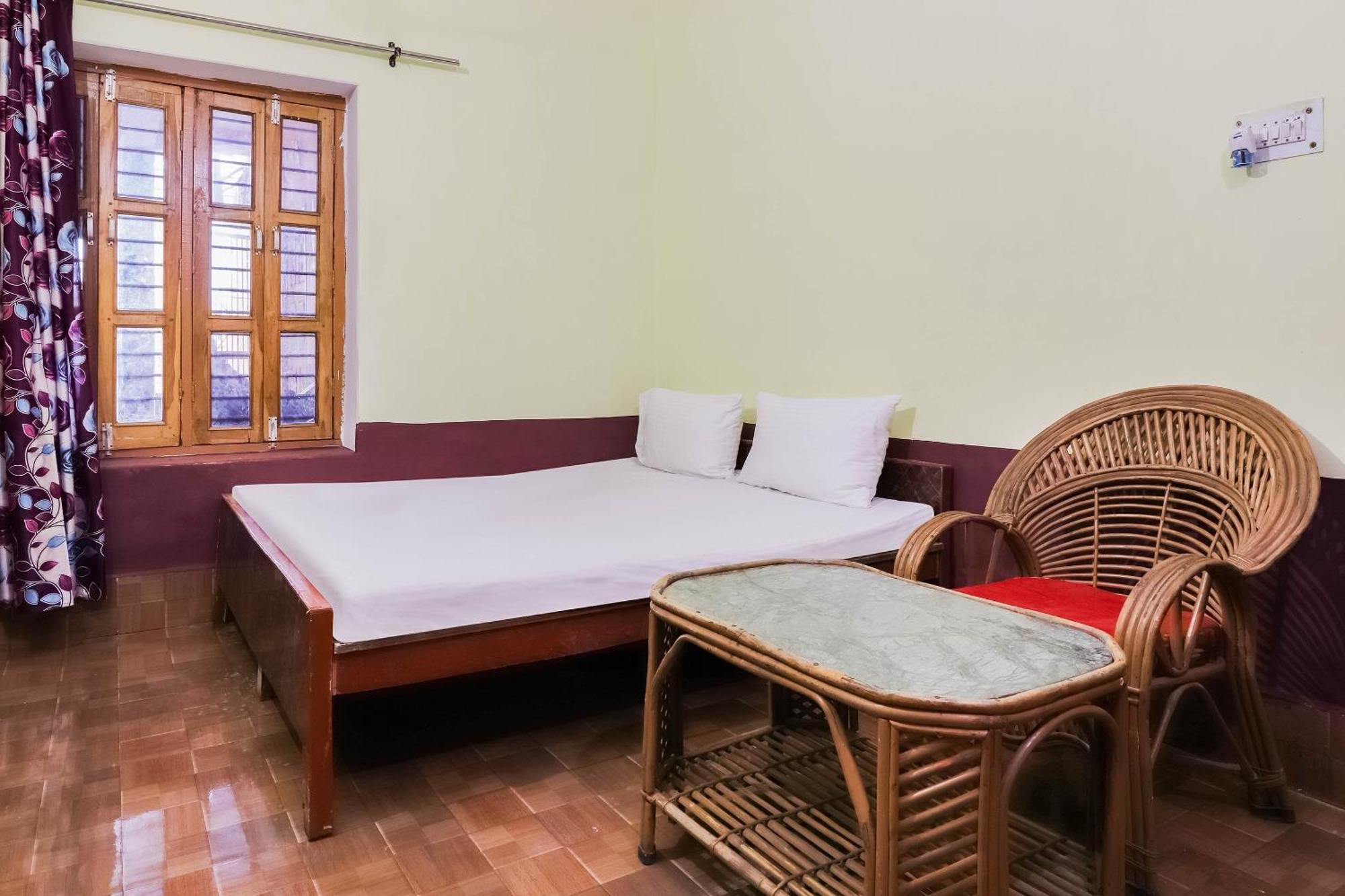 Hotel O Jyotish House Ayodhya Экстерьер фото
